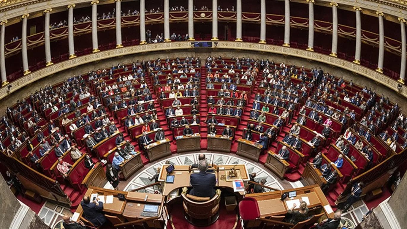 Proposition de loi crypto à l'Assemblée : moins-values reportables 10 ans, exonération jusqu'à 1 000 euros et protection des dirigeants