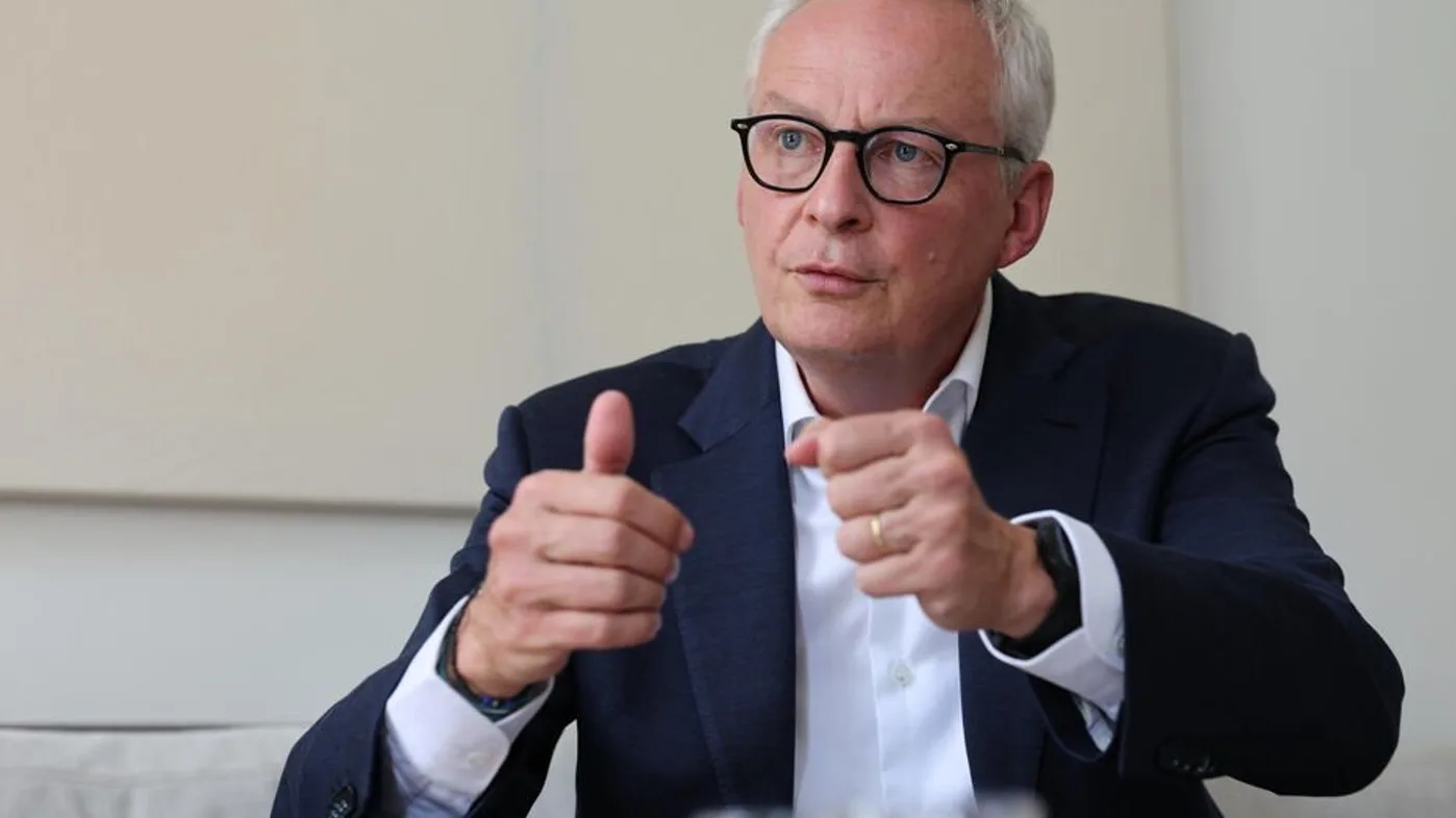 Bruno Le Maire favorable à une taxe sur les grandes fortunes, trois jours après un manifeste libéral qui la condamnait