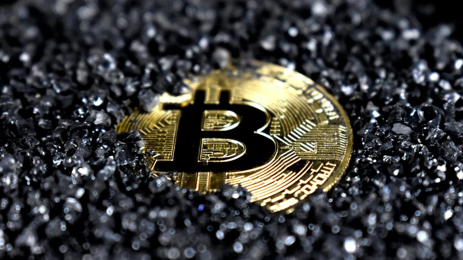 61 bitcoins récupérés après 12 ans : un Britannique touche 3,3 millions de livres sur une mise de 1 500 livres placée en 2011 sur Intersango