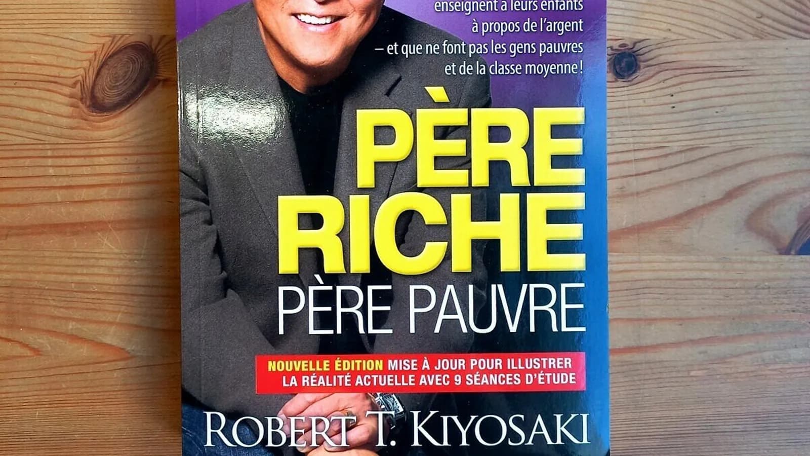 Robert Kiyosaki revendique 1,2 milliard de dollars de dettes et affirme ne pas s'en inquiéter