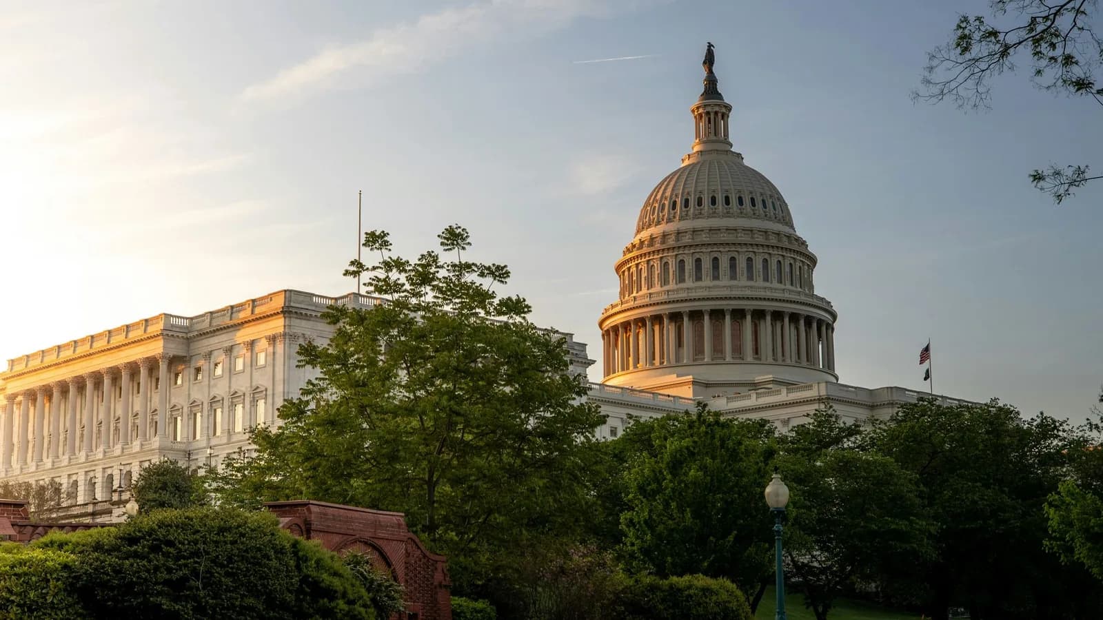 Le Clarity Act échoue au premier vote préliminaire au Sénat américain, le calendrier d'adoption reste incertain